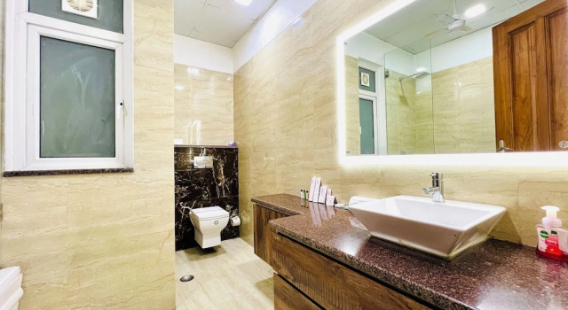 Студия Superior BluO Luxury Stay - Medicity - Balcony, Tub, TT