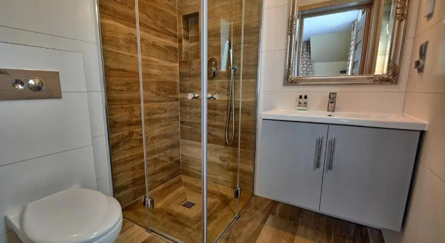Четырёхместный номер Standard с балконом Jaworina- Apartamenty, Domki i Pokoje