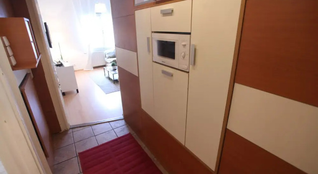 Dfive Apartments - Aranykez, Забронировать Апартаменты/квартира 05. Внутренний город - Город Леопольда Будапешт, рядом с Музей истории Будапешта