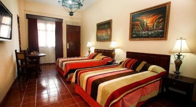 Четырёхместный номер Comfort Boutique Hotel Palacio