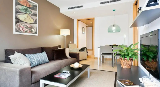 Семейные апартаменты Lugaris Rambla Apartments