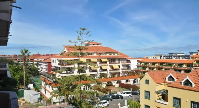 Villa la Paz, Book Hotel Hotels in Tenerife with Parking, Parking