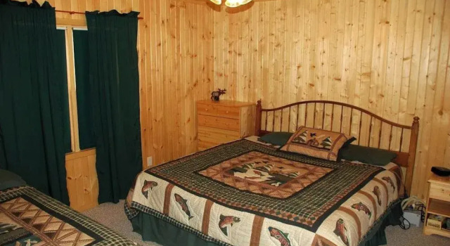 Taylor Lake Point, Book Hotel Chequamegon National Forest USA