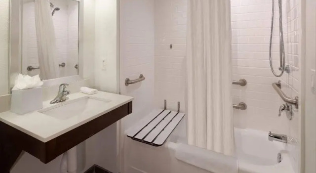 Двухместный номер Standard с красивым видом из окна Four Points by Sheraton Cocoa Beach