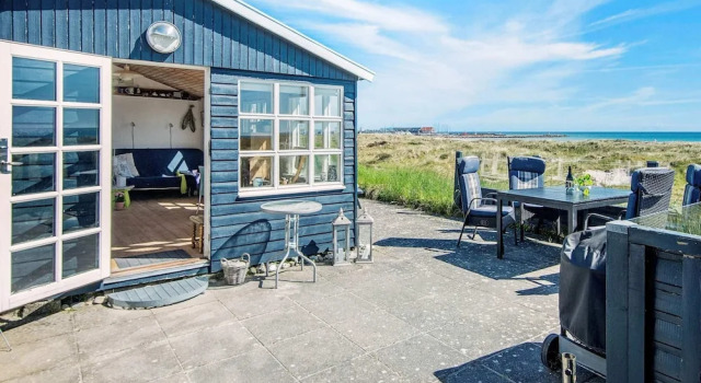 Коттедж 4 person holiday home in Grenaa