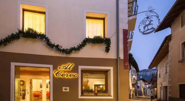 Hotel Al Cervo, Забронировать Отель Отели в центре Тезеро, в центре
