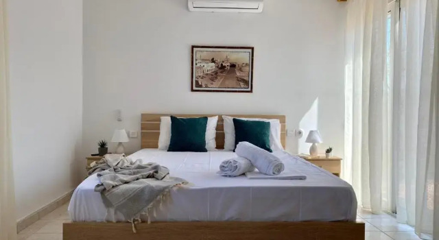 Коттедж с 2 комнатами Peaceful Apartment, in the nature, with yard "3"