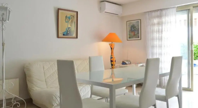 Appartement Juan les Pins, 2 pièces, 4 personnes - FR-1-252-109, Забронировать Апартаменты/квартира Антиб Приморские Альпы