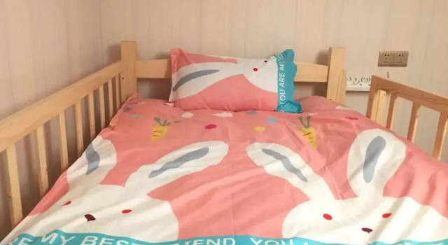 Кровать в общем номере (женский номер) Together Youth Hostel