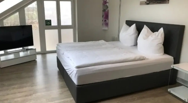 Pension & Restaurant zur Wertachau, Book Hotel Hoteller i Schwabmuenchen med morgenmad, Morgenmad