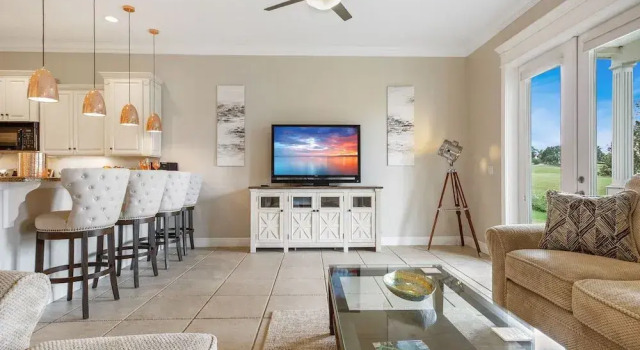 Liberty View with Pool and Views 4 Br home by RedAwning