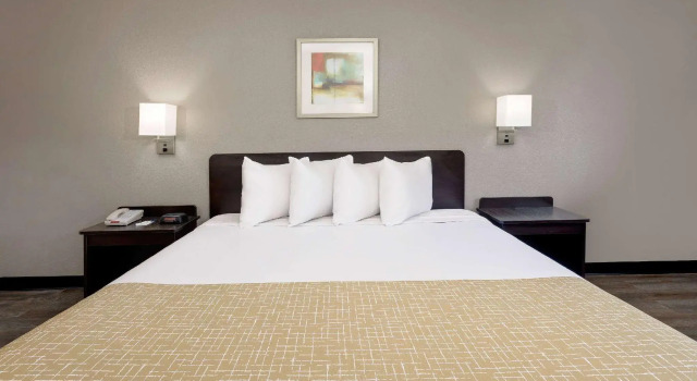 Двухместный номер Standard Travelodge by Wyndham College Park
