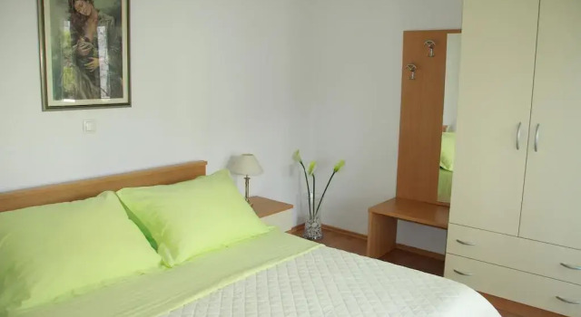 Apartments Kasalo, Забронировать Апартаменты/квартира Отели Трогир с бассейном, рядом с Church of St. Barbara, Бассейн