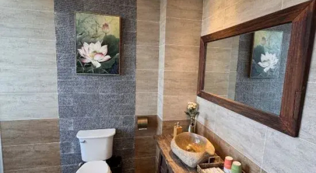Семейный люкс с видом на озеро Lake Hotel