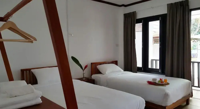 Двухместный номер Standard с балконом и с видом на горы VANG VIENG SCK guesthouse