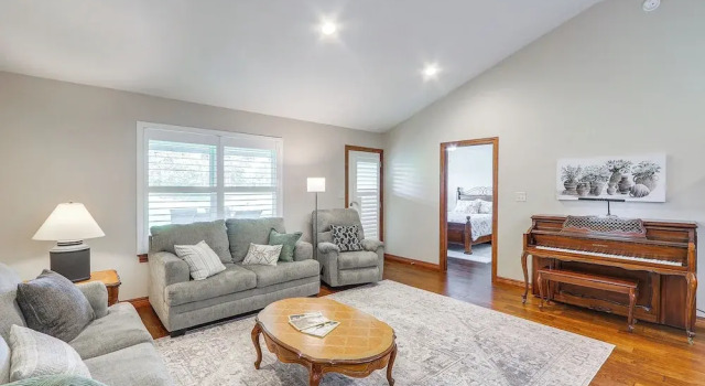 2 Mi to Main Street: Family Home in Winfield!, Reserva ahora Casa o chalet Cabañas en Winfield, Cabaña