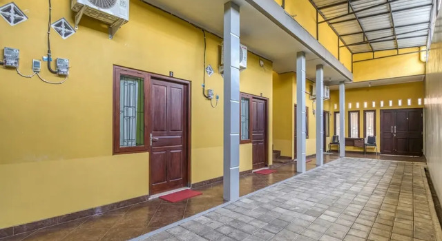 KoolKost Syariah near Universitas Amikom Yogyakarta 2 - Caters to Women, Rezervovat Hotel 3hvězdičkové hotely v Yogyakarta Province, 3*