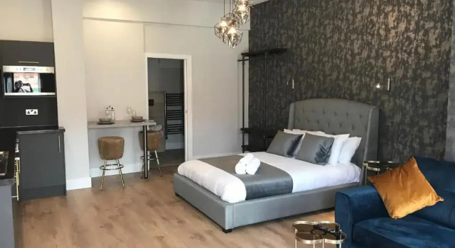 Coldharbour Suites (Adults Only)