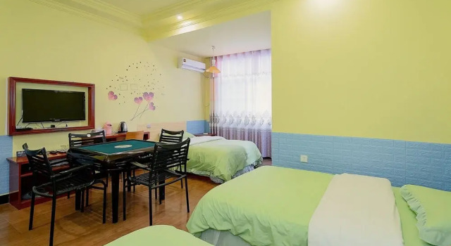Zhangjiajie Memeda Theme Hotel