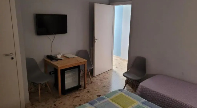 Трёхместный номер Standard Mare Nostrum Petit Hôtel