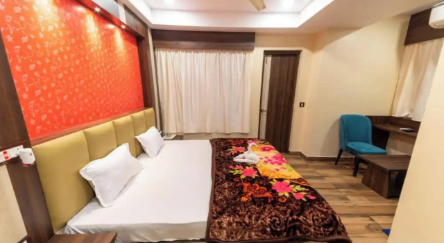 Четырёхместный номер Deluxe с видом на город Hotel Signature Inn New Digha