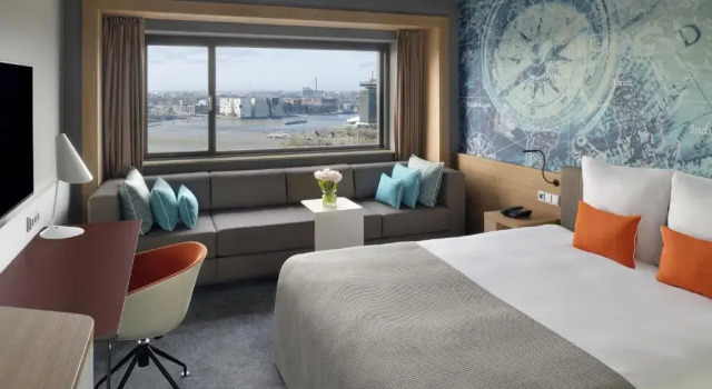 Двухместный номер Superior Mövenpick Hotel Amsterdam City Centre