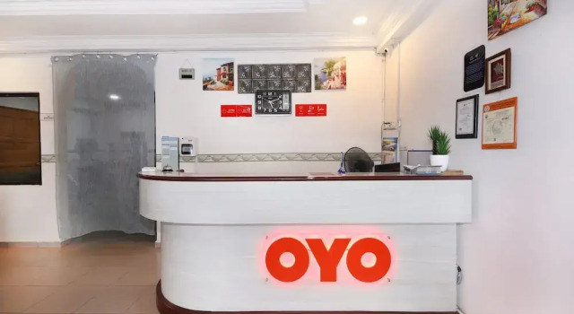 OYO 90893 Hotel 68 Kampung Lapan