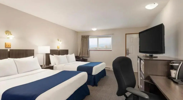 Четырёхместный номер Standard Travelodge by Wyndham McBride