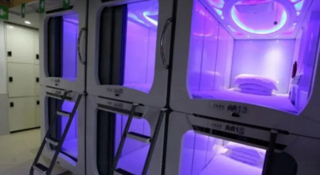 Hansha Capsule Theme Hotel