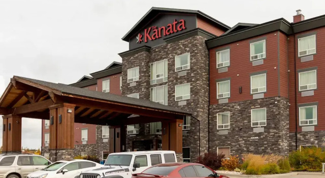 The Kanata by BCMInns Whitecourt, Rezerwuj Hotel Whitecourt Alberta
