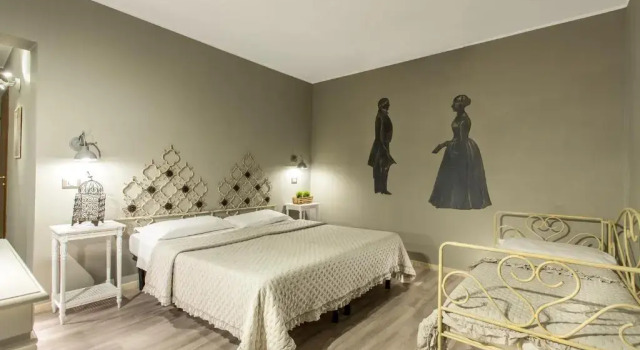 Трёхместный номер Hotel Del Borgo