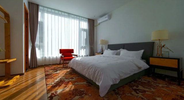The Mountain House, Reservar Hotel Hotéis em Dali com estacionamento, Estacionamento