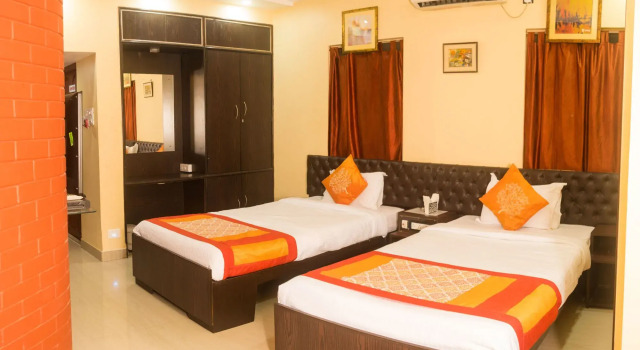 OYO 7533 Rossa Hospitality CL 164, Prenota Hotel Hotel a West Bengal con parcheggio, Parcheggio