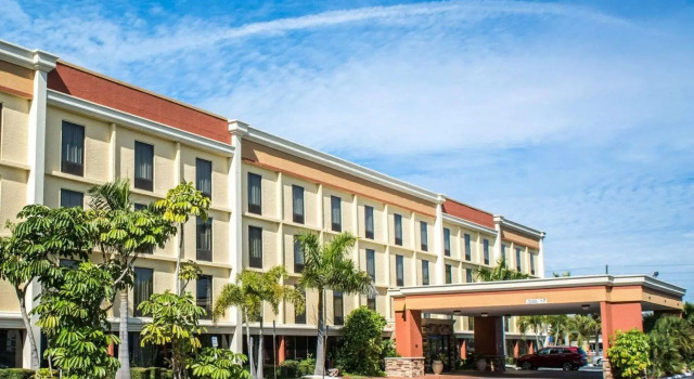 Номер Standard Comfort Inn & Suites St Pete - Clearwater International Airport