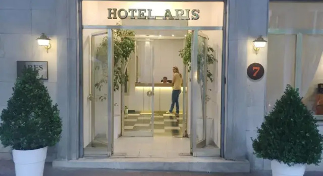 Номер Standard Ares Athens Hotel