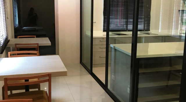 The Landscape Condo Rayong by Jeab, Забронировать Отель Отели Районг с парковкой, Парковка