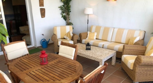 Selwo Hills Estepona Lovely Holiday Rent, Забронировать Отель Отели Эстепона с бассейном, Бассейн