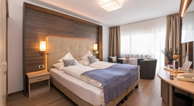 Двухместный номер Standard с балконом Hotel Sun