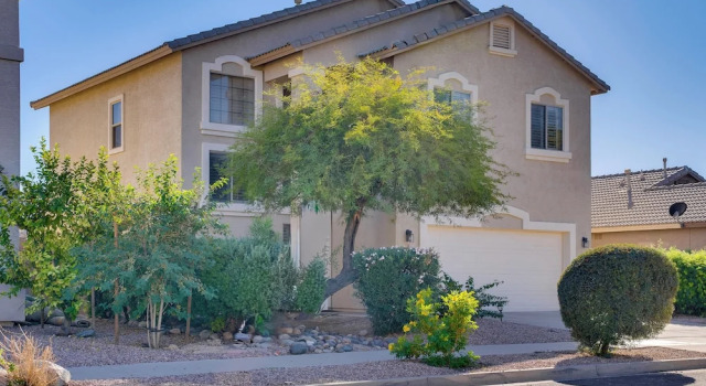 Close to Hospitals: Goodyear Family Home w/ Pool!