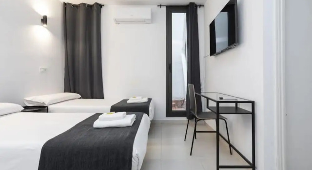 Трёхместный номер Standard HOSTAL BEDMATES