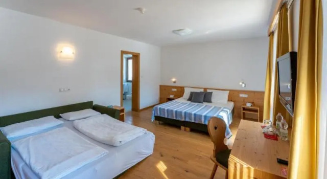 Четырёхместный люкс Smy Koflerhof Wellness & Spa Dolomiti