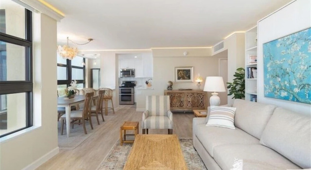 Sst2-611 - South Seas Tower 2 Bedroom Condo by Redawning, Забронировать Дом для отпуска Отели Марко-Айленд с парковкой, рядом с Marco Beach, Парковка