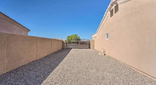 Family-friendly Lake Havasu City Home w/ Pool