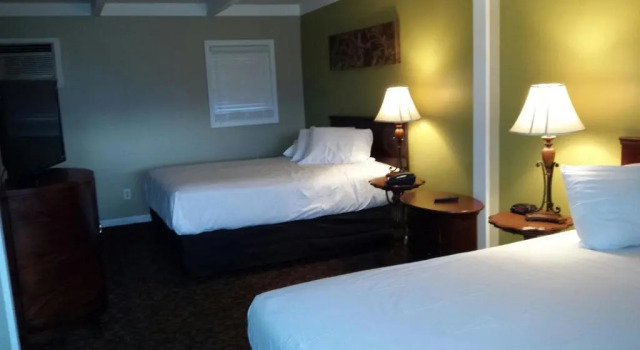 Kentucky Lake Inn, Boek Hotel Hotels in Kentucky met parkeren, Parkeren