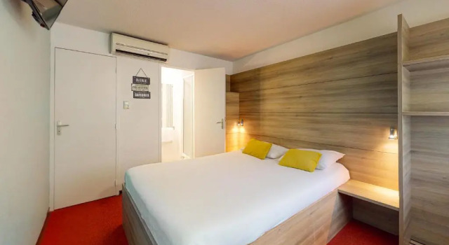 Двухместный номер Standard Ever Route 64 Brit Hotel Tarbes Ibos