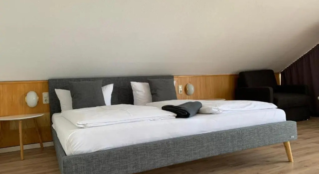 Standart aile oda Parkhotel Cham