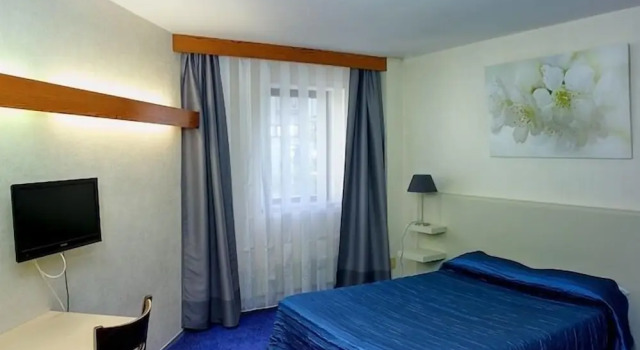 Номер Standard Hôtel Dupleix - Hyper centre - Réouverture