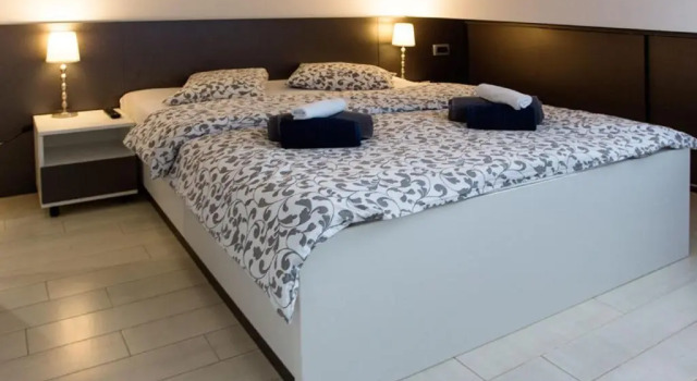Апартаменты с балконом Apartments Petra