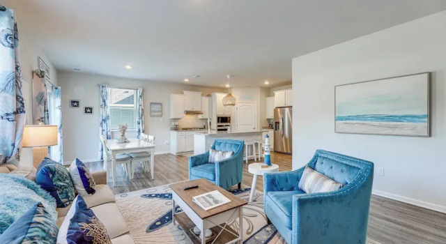 Коттедж Game Room + Patio: Spacious Ocean View Home