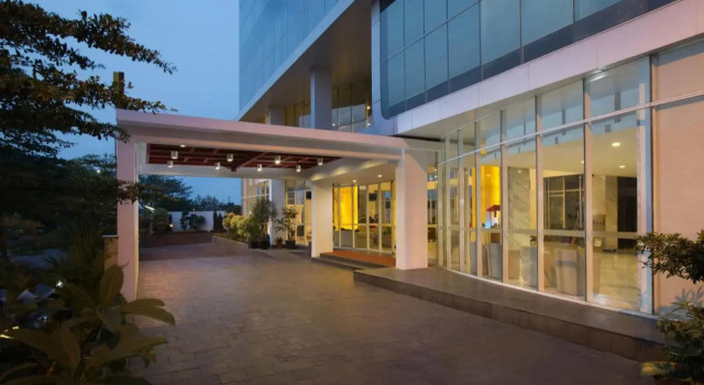 Hariston Hotel & Suites